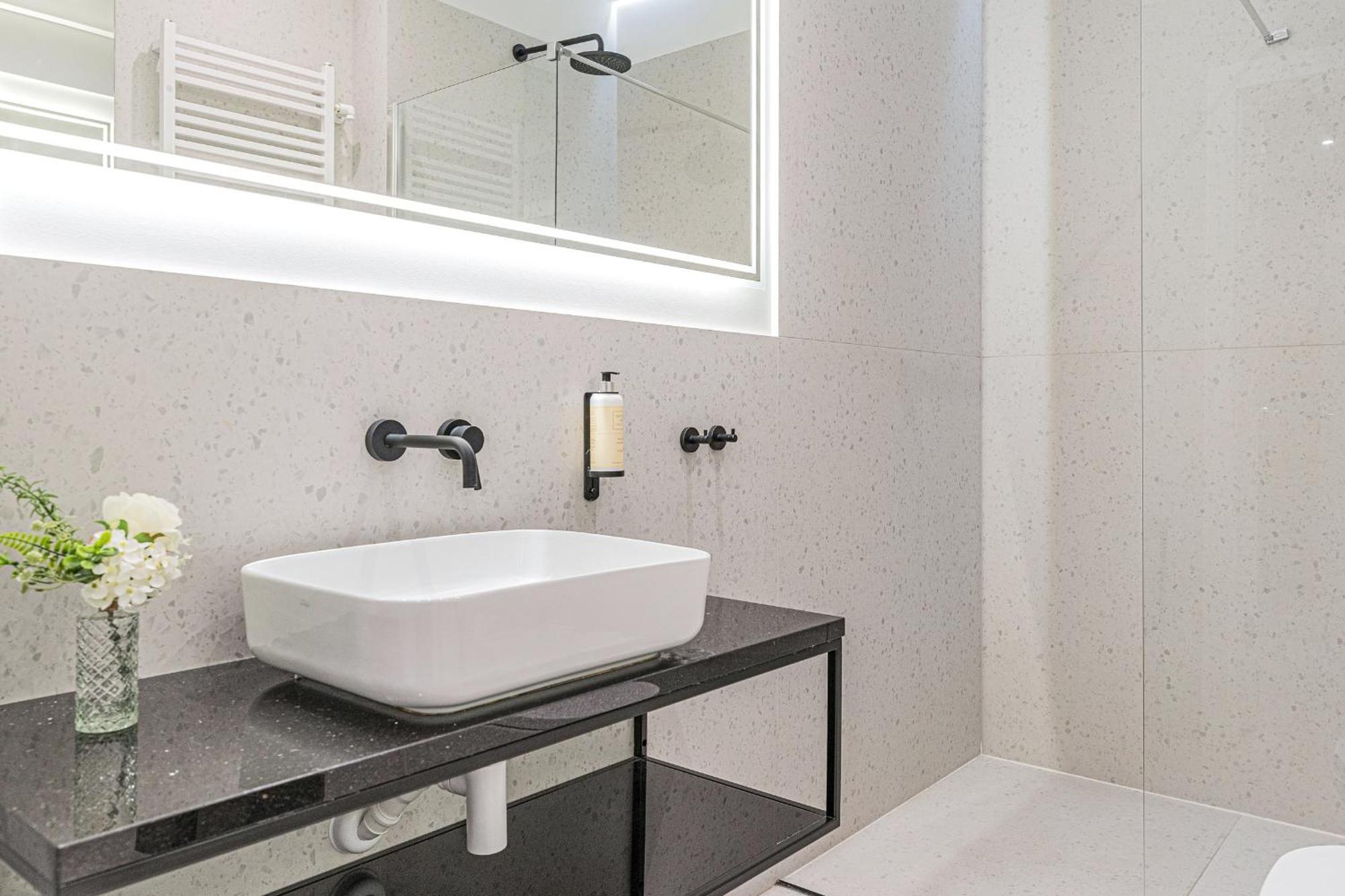 Rent Like Home - Apartament Deo Plaza - Old Town 格但斯克 外观 照片